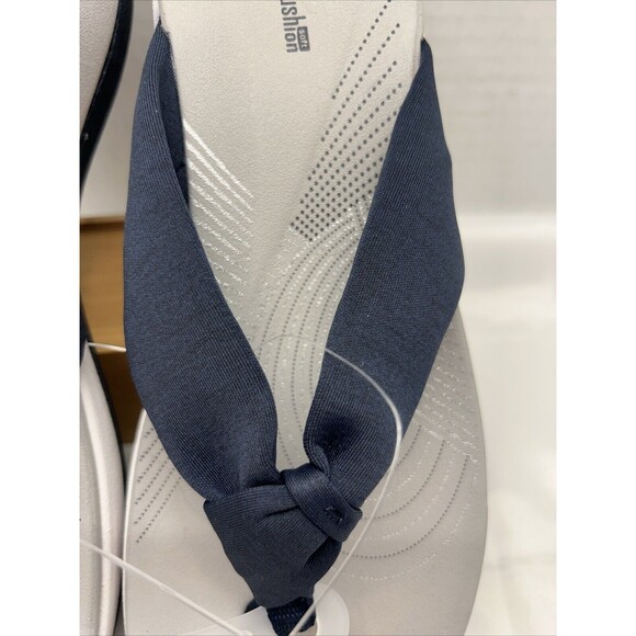 Cloudsteppers by Clarks Womens Arla Glison Navy/Gray Flip-Flops Thongs Women 12 - Picture 2 of 6